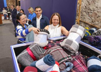 Gaby Trápala arranca la Colecta Invernal 2025 para abrigar a quienes más lo necesitan
