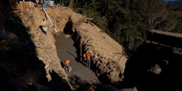 Supervisa Mauricio Kuri trabajos de rehabilitación en San Joaquín