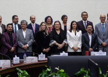 Rinden protesta nuevos consejeros del INE