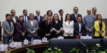 Rinden protesta nuevos consejeros del INE