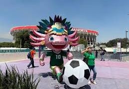 Polémica por ajolote gigante en el Estadio Banorte rumbo al Mundial 2026