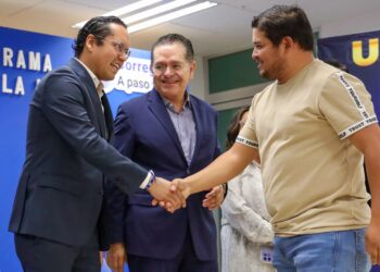 Chepe Guerrero anuncia la segunda etapa de la convocatoria “Becas A Paso Firme 2026”