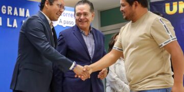 Chepe Guerrero anuncia la segunda etapa de la convocatoria “Becas A Paso Firme 2026”