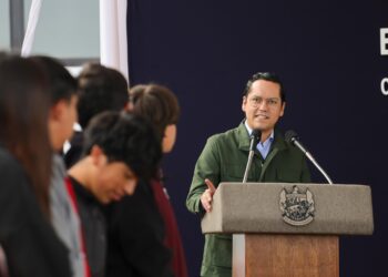 Chepe Guerrero llama a jóvenes de Corregidora a construir la paz desde las acciones cotidianas